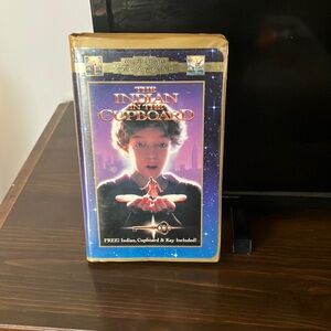 Disney VHS The Indian in the Cupboard